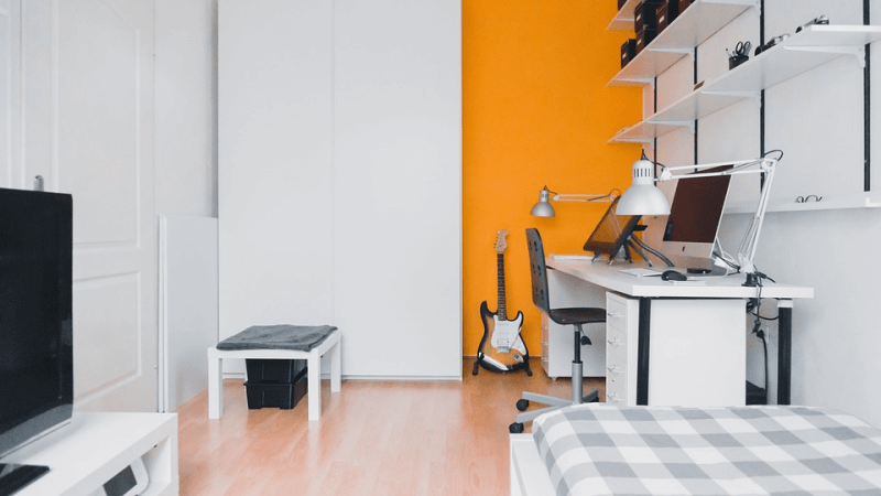 Room with a computer desk